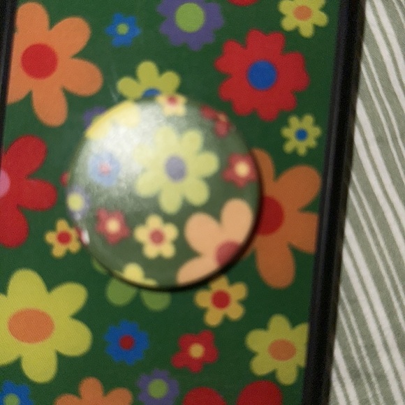 Wildflower bloom case with custom popsocket - Picture 5 of 5